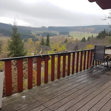 Chalet Belle Vue With Sauna 펜션