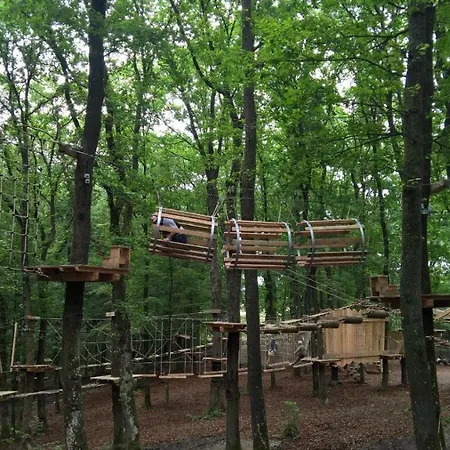 Chalet Belle Vue With Sauna 펜션